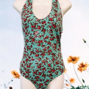 Guess Halter bodysuit